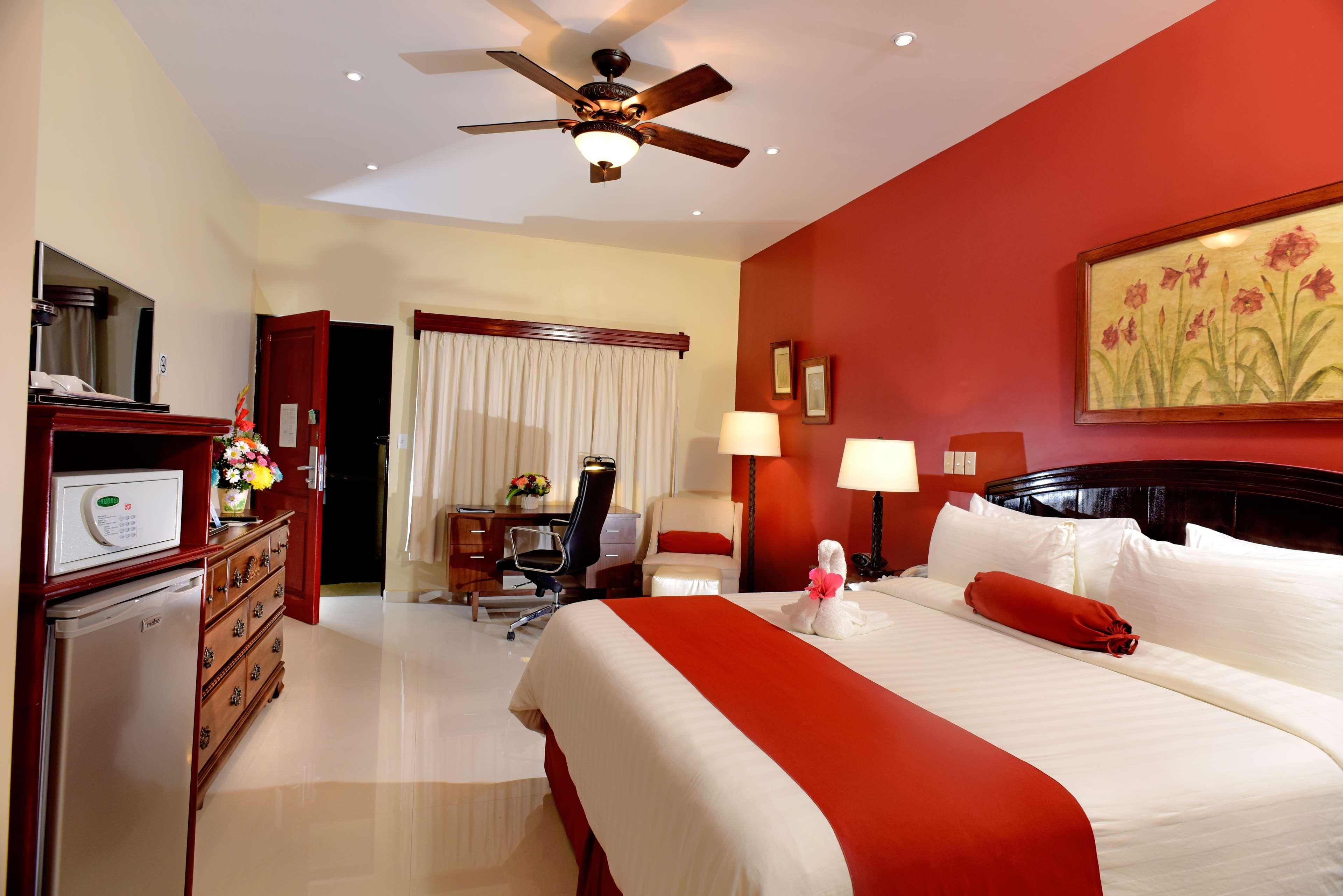 เบสต์ เวสเทิร์น เบลิซ บิลท์มอร์ พลาซา Hotel เบลีซซิตี้ ภายนอก รูปภาพ